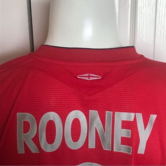 2004-06 England away jersey Wayne Rooney - Picture 6 of 7